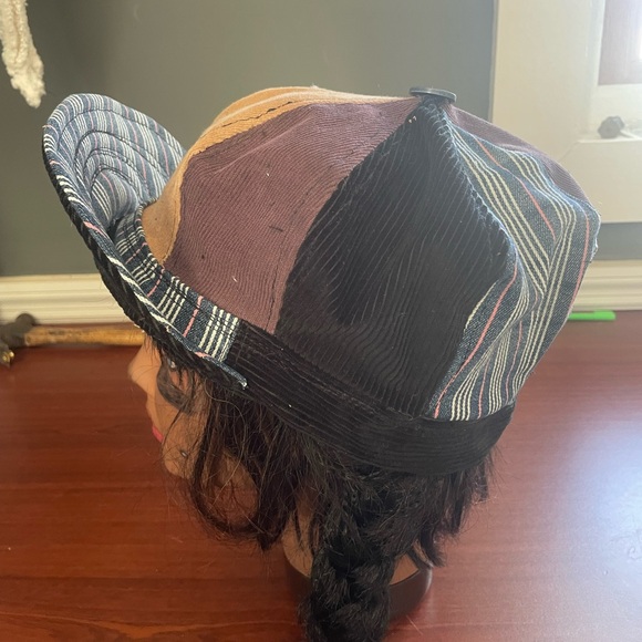 Custom made hat - Picture 5 of 8